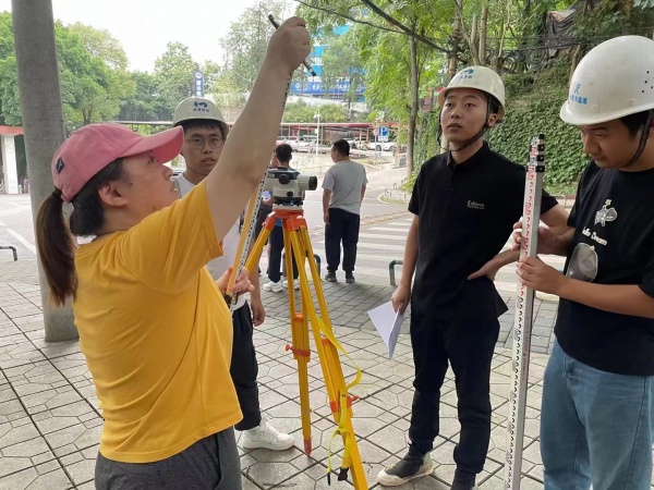 当一个施工员并不难，但当好一个施工员，就需度要细细筹划