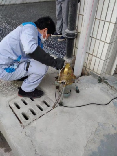 上海地漏下水道马桶堵塞机器疏通上门