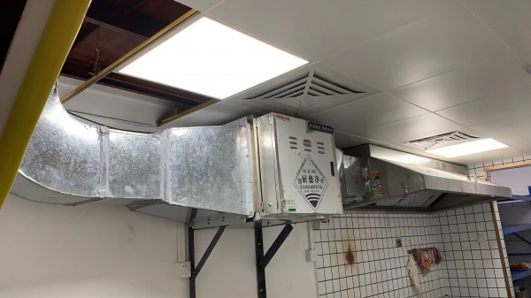 南海区专业安装厨房排烟系统油烟罩风机定制风机维修