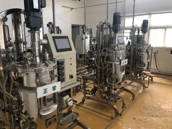 北京食品机械设备回收 二手油脂设备回收 乳品厂生产线拆除