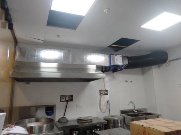 高明大排档厨房排烟不锈钢烟罩油烟管道抽风机净化器