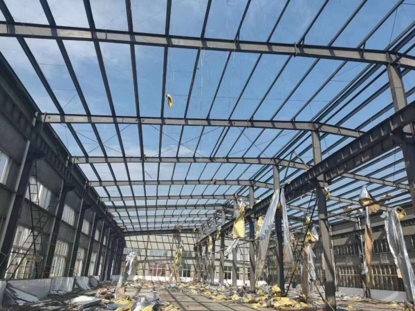 钢结构专业回收/北京地域回收钢结构厂房