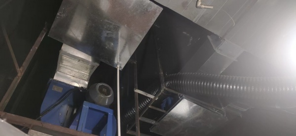 清远市商用抽油烟风机维修改效果厨房不锈钢烟罩定制施工