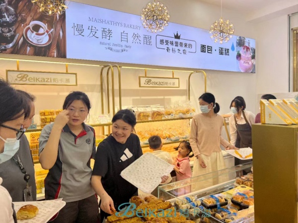 哪个品牌的蛋糕店比较好呢？焙卡滋烘焙让您再无后顾之忧