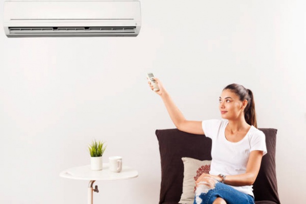 南湖空调维修 空调不制冷 空调移机安装 空调清洗保养 空调加氟