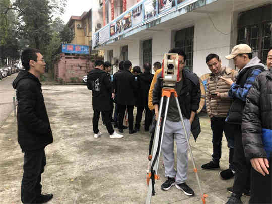 新人如何在重庆进行面授的施工测量技能学习？