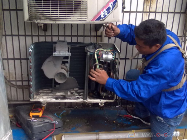 天津河西附近空调维修-空调移机加氟-空调上门拆机