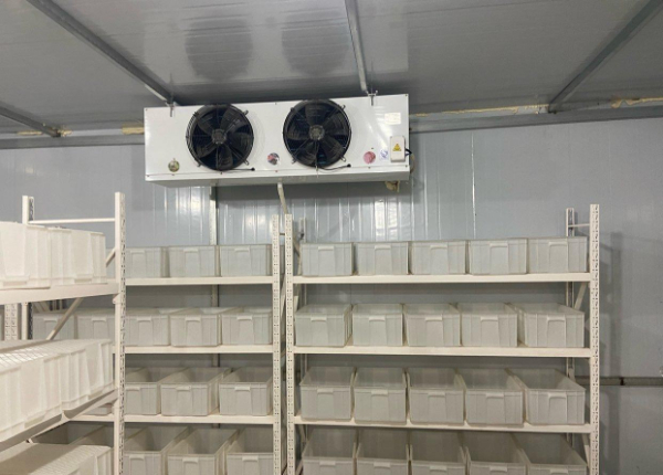 专业快速收购冷库旧空调厨房设备二手空调