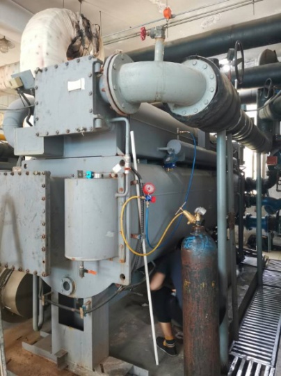 武汉双良中央空调回收公司 武汉回收双良燃气溴化锂制冷机