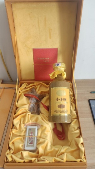 东莞回收15年30年50年茅台酒瓶回收上门价格一览