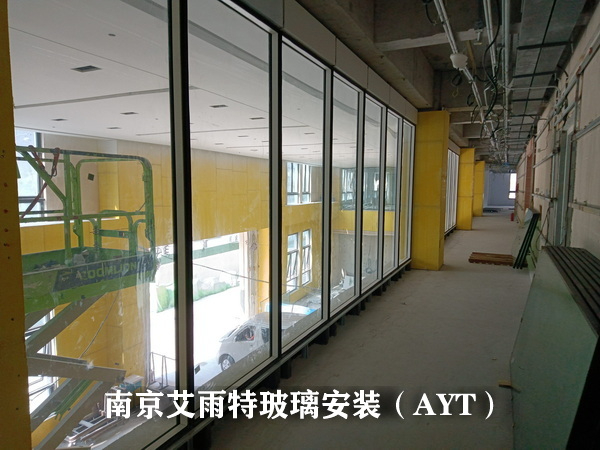 南京玻璃隔断拆除安装
